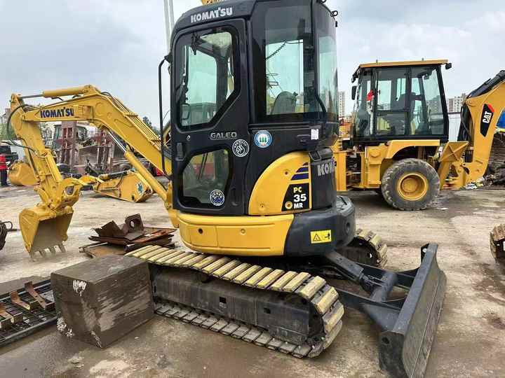 Best Quality Komatsu PC35mr Used Mini Excavator Earth-moving Machinery in Good Condition - Гусеничный экскаватор: фото 2 Best Quality Komatsu PC35mr Used Mini Excavator Earth-moving Machinery in Good Condition - Гусеничный экскаватор: фото 2