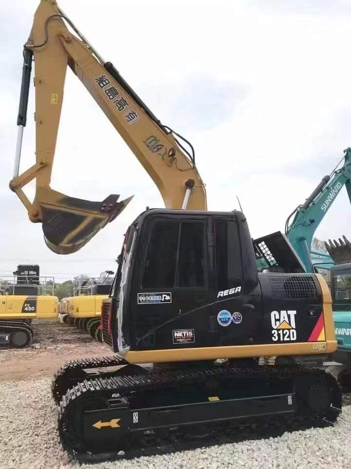 EXCAVATOR Caterpillar CAT312D Small and Medium-sized Original 12Ton Used Excavator CAT312D Sold Well - Экскаватор: фото 1 EXCAVATOR Caterpillar CAT312D Small and Medium-sized Original 12Ton Used Excavator CAT312D Sold Well - Экскаватор: фото 1