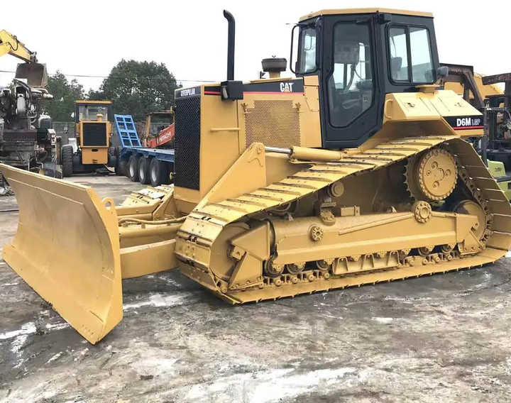 Good Condition D6m Mini Bulldozer New Crawler Bulldozer with Parts Price Bulldozers - Бульдозер: фото 4 Good Condition D6m Mini Bulldozer New Crawler Bulldozer with Parts Price Bulldozers - Бульдозер: фото 4