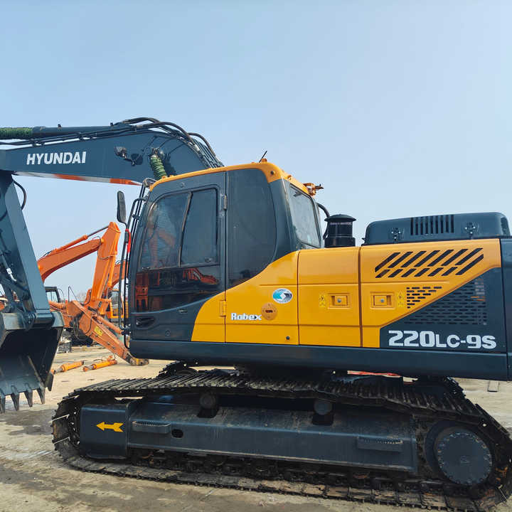 Hyundai 220LC-9S Used Excavator for Mining & Construction | Price Negotiable, Global Shipping - Гусеничный экскаватор: фото 1 Hyundai 220LC-9S Used Excavator for Mining & Construction | Price Negotiable, Global Shipping - Гусеничный экскаватор: фото 1