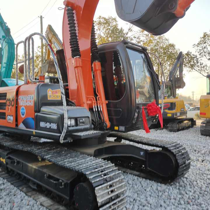 Japan Original Hitachi ZX130 Crawler Excavator Perfect for Various Projects Available Used Excavators for Sale - Гусеничный экскаватор: фото 1 Japan Original Hitachi ZX130 Crawler Excavator Perfect for Various Projects Available Used Excavators for Sale - Гусеничный экскаватор: фото 1