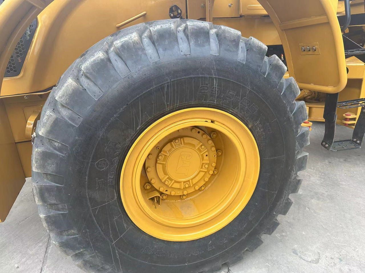 WHEEL LOADER Used Caterpillar 966h Loader for Sale Lots of Heavy Equipment in Stock Wight 5tons Wheel Loader - Строительная техника: фото 4 WHEEL LOADER Used Caterpillar 966h Loader for Sale Lots of Heavy Equipment in Stock Wight 5tons Wheel Loader - Строительная техника: фото 4