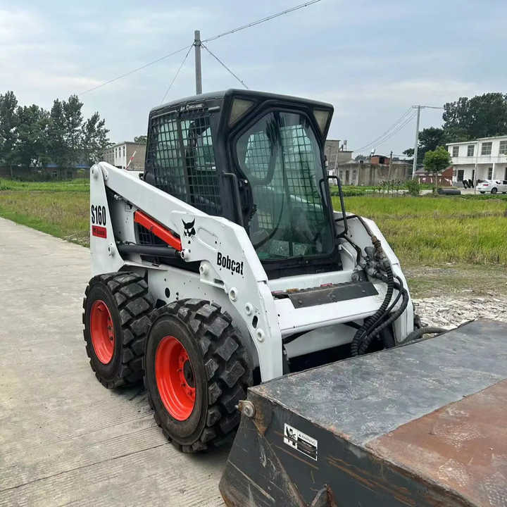 Used Bob Cat Bob Cat S160 Used Mini Skid Steer Wheel Loader Multifunctional Track Loaders Bobcat S160 2.7 Ton - Колёсный погрузчик: фото 1 Used Bob Cat Bob Cat S160 Used Mini Skid Steer Wheel Loader Multifunctional Track Loaders Bobcat S160 2.7 Ton - Колёсный погрузчик: фото 1