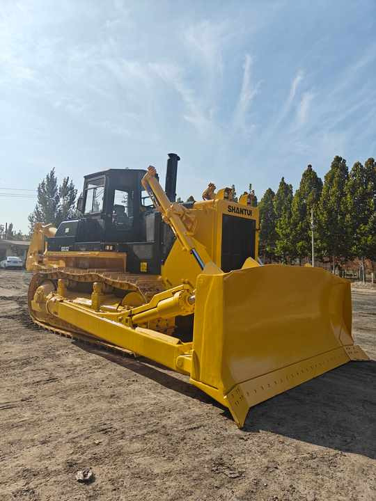 Used Construction Machinery Shantui SD32 Bulldozer for Sales S Econd-hand SD22 32 Bulldozer Crawler Type Bulldozer Price Lower - Бульдозер: фото 4 Used Construction Machinery Shantui SD32 Bulldozer for Sales S Econd-hand SD22 32 Bulldozer Crawler Type Bulldozer Price Lower - Бульдозер: фото 4