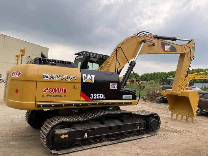 Used Digger CAT 325DL Construction Machinery Construction Digger Used CAT 325DL Cheap Excavator - Гусеничный экскаватор: фото 2 Used Digger CAT 325DL Construction Machinery Construction Digger Used CAT 325DL Cheap Excavator - Гусеничный экскаватор: фото 2