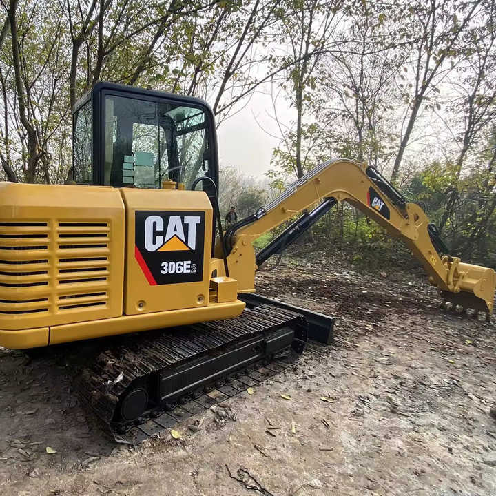 Used Excavators CAT306E Used Japanese Caterpillar Mini 306E2 Excavators for Sale at Cheap Prices - Экскаватор: фото 1 Used Excavators CAT306E Used Japanese Caterpillar Mini 306E2 Excavators for Sale at Cheap Prices - Экскаватор: фото 1