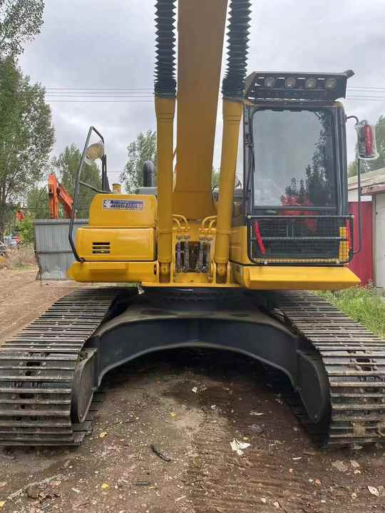 Used Good Quality Japan Original PC220-8 in Good Condition PC220-8 Komatsu - Гусеничный экскаватор: фото 2 Used Good Quality Japan Original PC220-8 in Good Condition PC220-8 Komatsu - Гусеничный экскаватор: фото 2