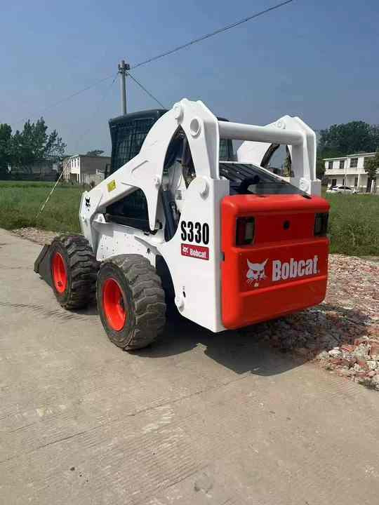 Used Heavy Construction Equipment bobcat S330 Second Hand Skid Steers Used Machine Hot Sale - Мини-погрузчик с бортовым поворотом: фото 4 Used Heavy Construction Equipment bobcat S330 Second Hand Skid Steers Used Machine Hot Sale - Мини-погрузчик с бортовым поворотом: фото 4