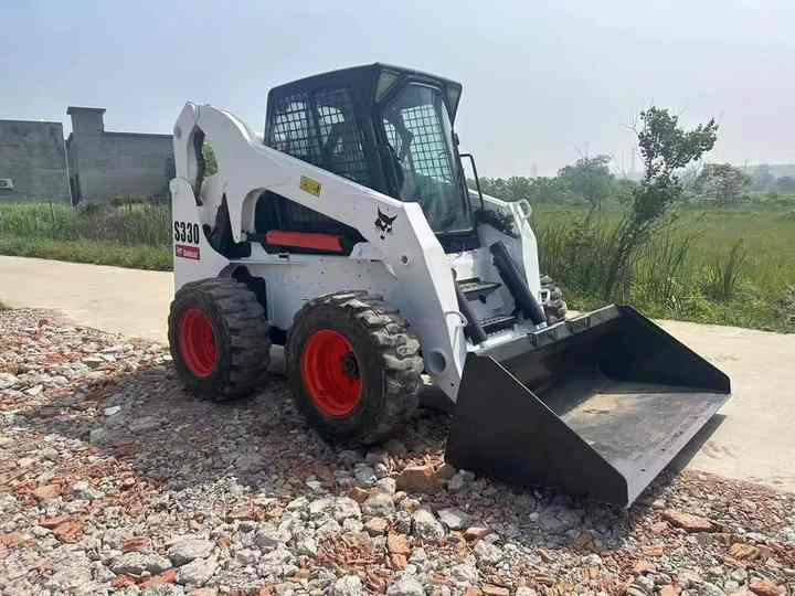 Used Heavy Construction Equipment bobcat S330 Second Hand Skid Steers Used Machine Hot Sale - Мини-погрузчик с бортовым поворотом: фото 2 Used Heavy Construction Equipment bobcat S330 Second Hand Skid Steers Used Machine Hot Sale - Мини-погрузчик с бортовым поворотом: фото 2