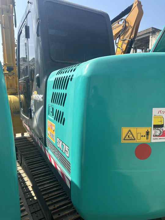 Used Kobelco Sk75-8 Mini Excavator in High Quality for Sale Anhui Zhaomi Construction Machines Trading - Экскаватор: фото 4 Used Kobelco Sk75-8 Mini Excavator in High Quality for Sale Anhui Zhaomi Construction Machines Trading - Экскаватор: фото 4