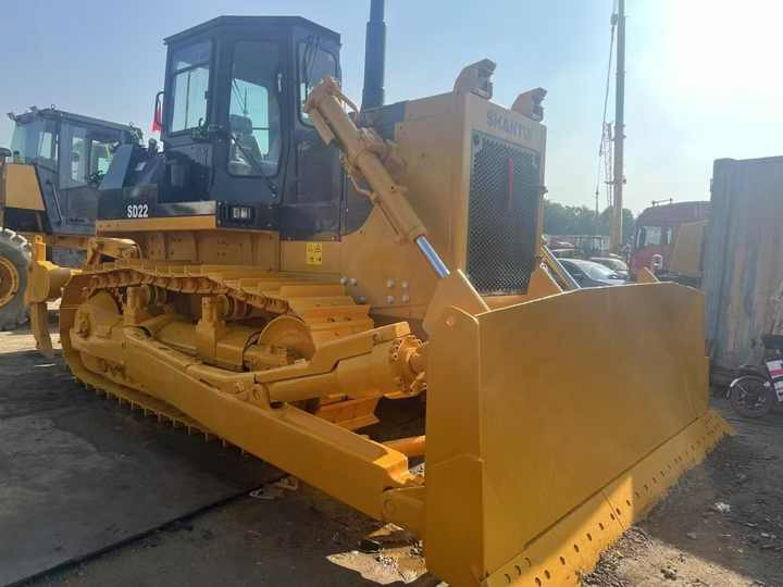 Used Shantui SD22 Crawler Bulldozer Low Price Running Working Condition for Sale SD16/SD22/SD32 in Stock - Бульдозер: фото 4 Used Shantui SD22 Crawler Bulldozer Low Price Running Working Condition for Sale SD16/SD22/SD32 in Stock - Бульдозер: фото 4