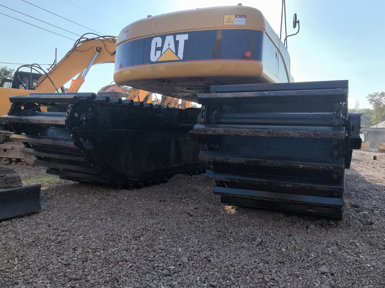 CATERPILLAR 320C - Водный экскаватор: фото 2 CATERPILLAR 320C - Водный экскаватор: фото 2