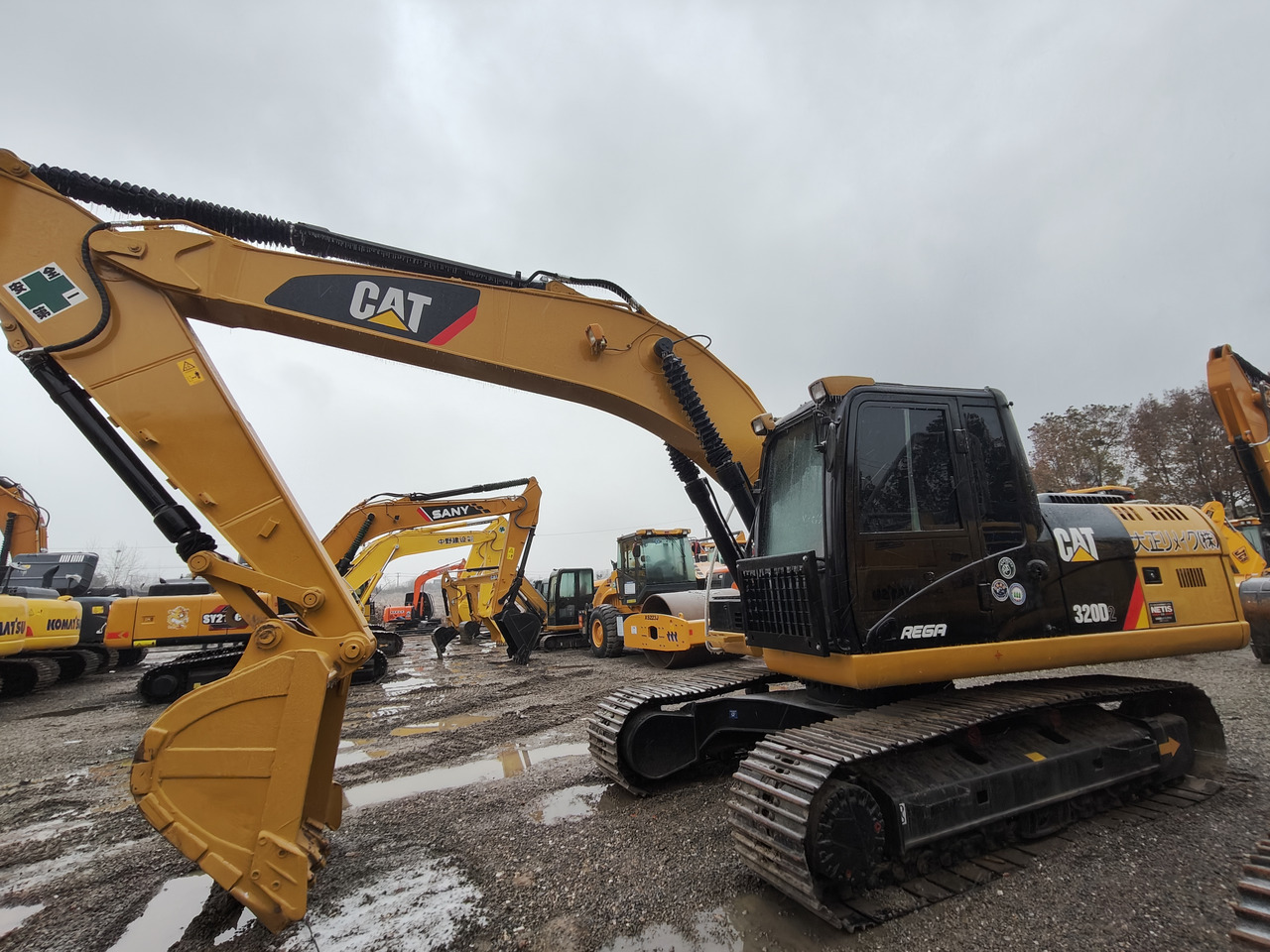 CATERPILLAR 320D2 - Гусеничный экскаватор: фото 4 CATERPILLAR 320D2 - Гусеничный экскаватор: фото 4