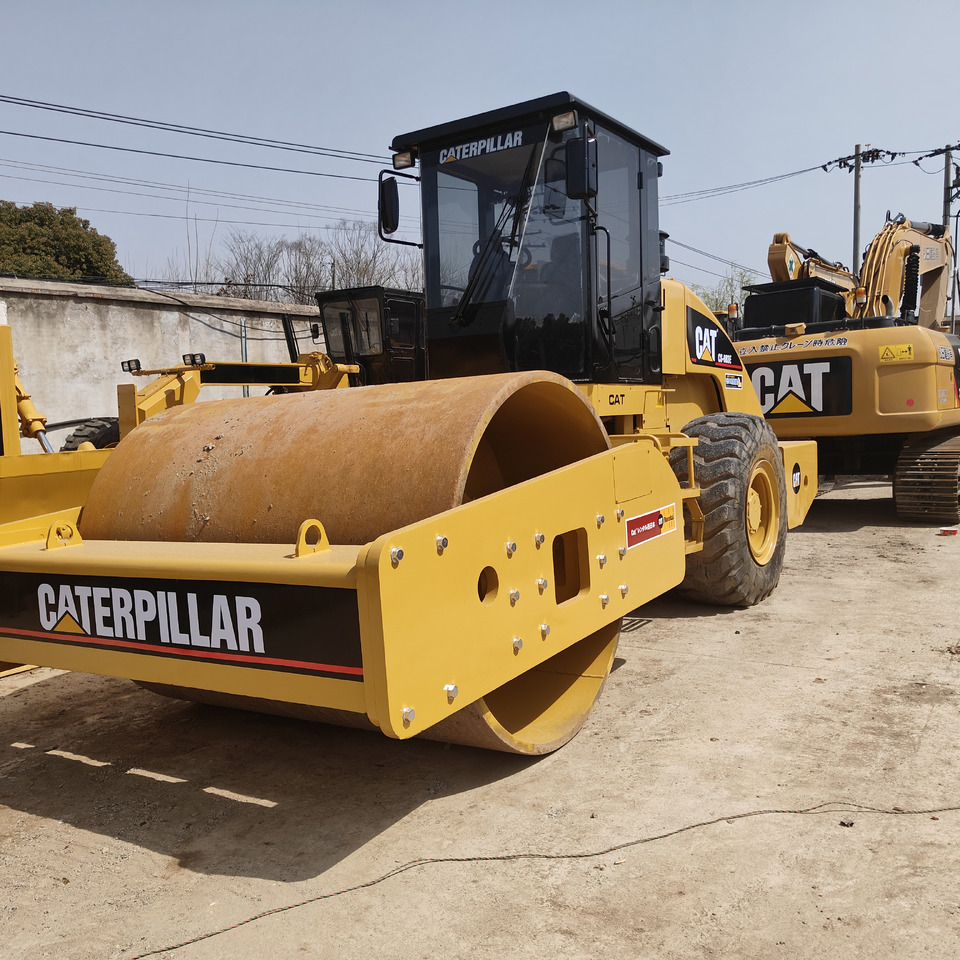 CATERPILLAR 683E - Дорожный каток: фото 2 CATERPILLAR 683E - Дорожный каток: фото 2