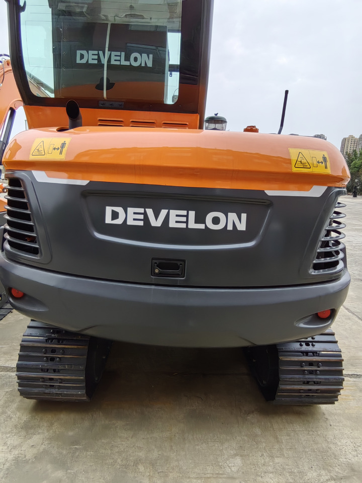 DOOSAN DX60E-10N - Гусеничный экскаватор: фото 2 DOOSAN DX60E-10N - Гусеничный экскаватор: фото 2