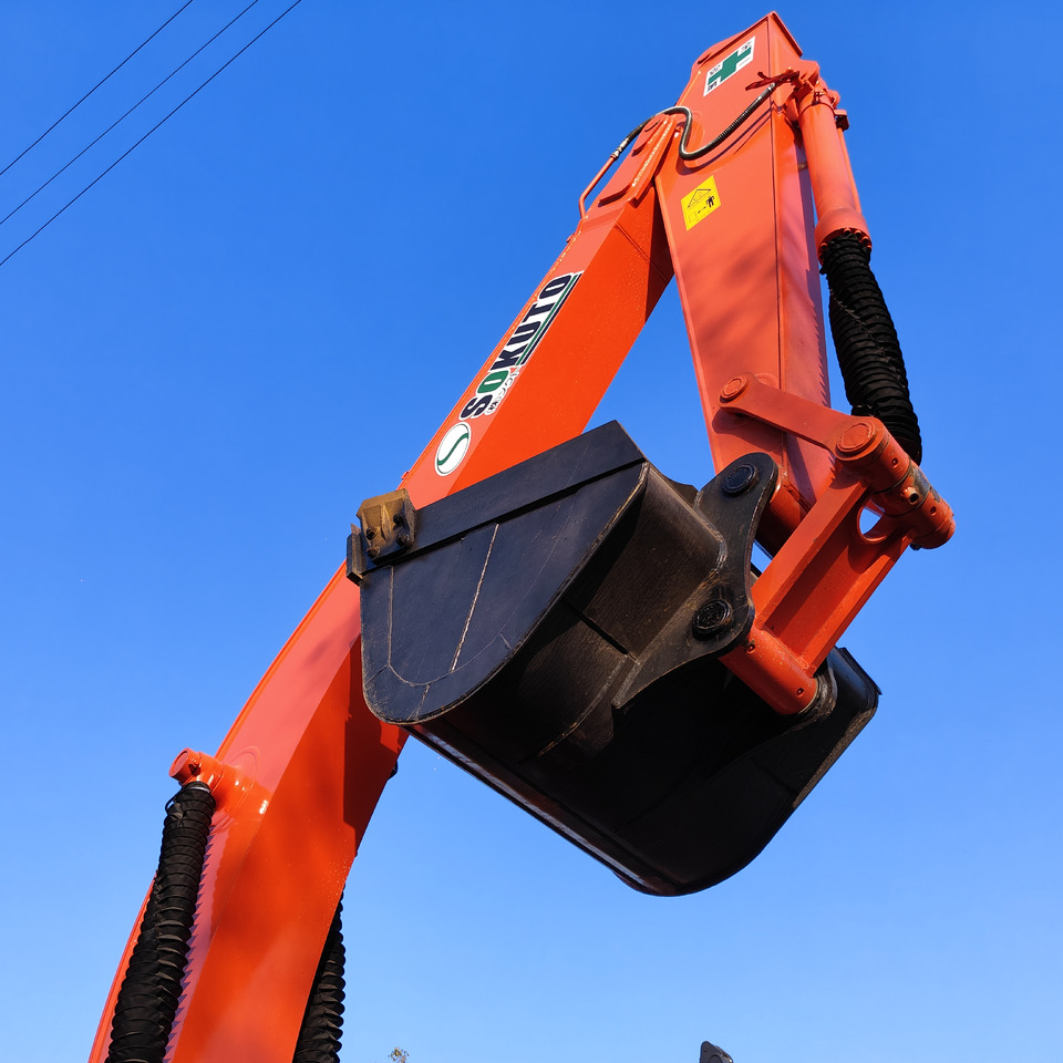 HITACHI ZX200-5G - Гусеничный экскаватор: фото 3 HITACHI ZX200-5G - Гусеничный экскаватор: фото 3