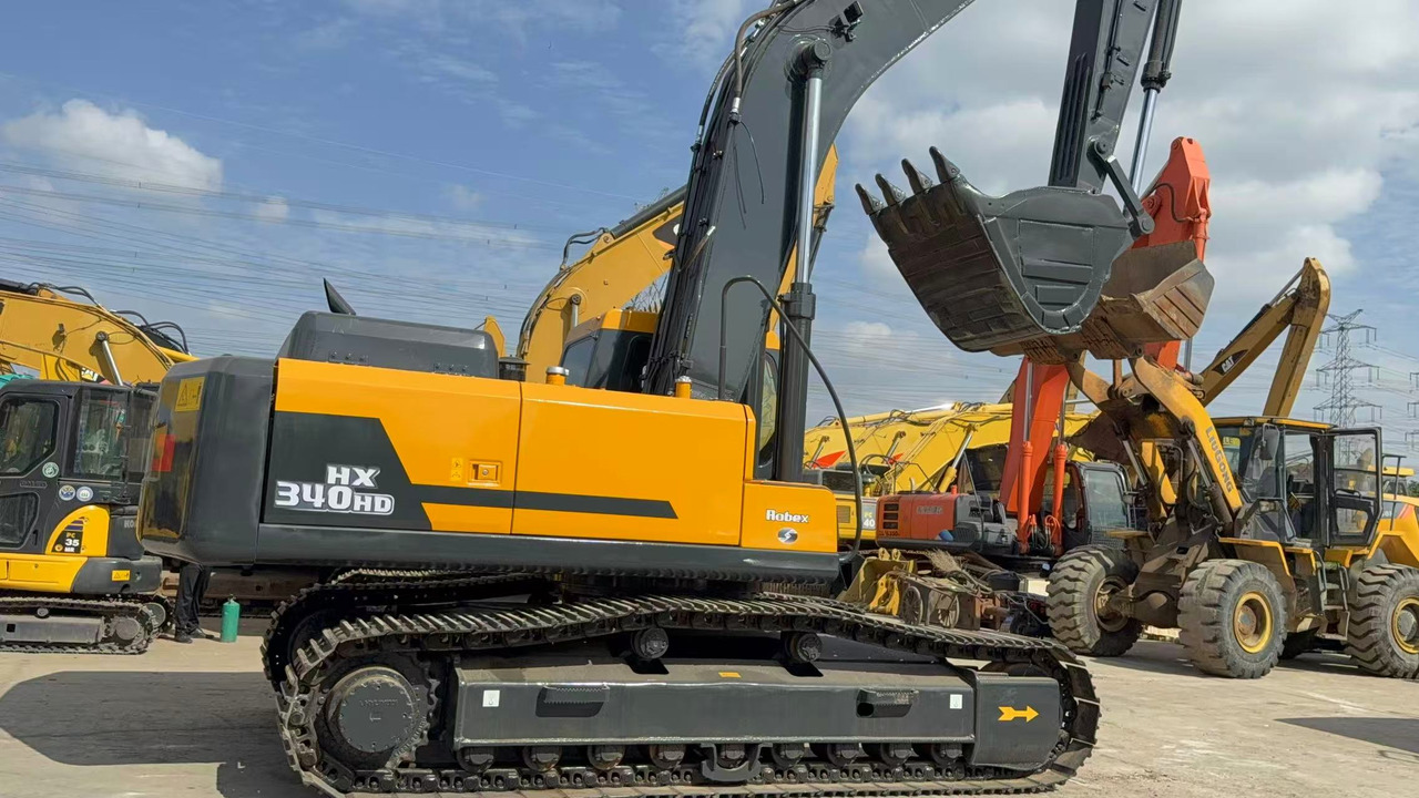 HYUNDAI HX340HD - Гусеничный экскаватор: фото 2 HYUNDAI HX340HD - Гусеничный экскаватор: фото 2