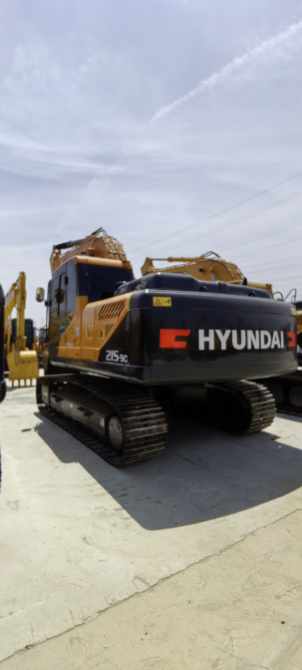 HYUNDAI R215-9T - Гусеничный экскаватор: фото 3 HYUNDAI R215-9T - Гусеничный экскаватор: фото 3