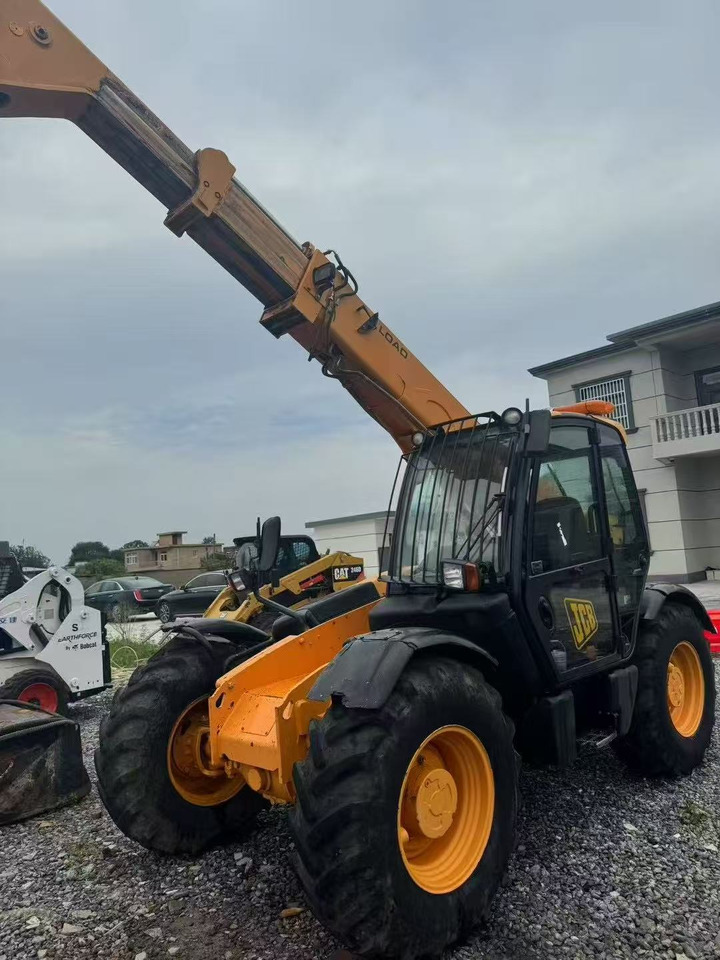 JCB 535 - Телескопический погрузчик: фото 5 JCB 535 - Телескопический погрузчик: фото 5