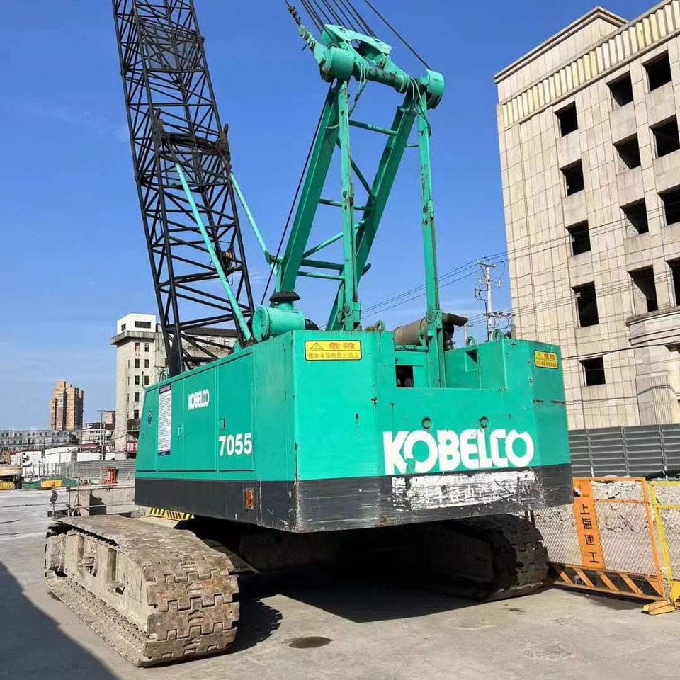 KOBELCO 7055 - Гусеничный кран: фото 1 KOBELCO 7055 - Гусеничный кран: фото 1