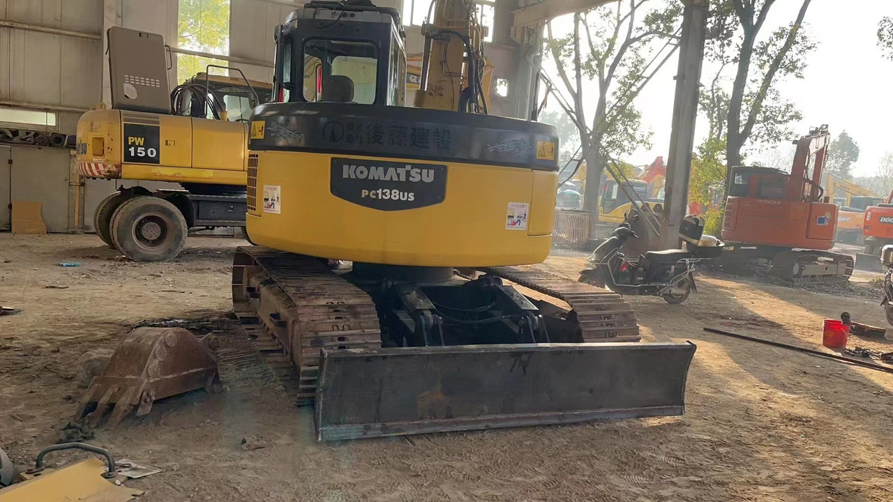 KOMATSU PC138US - Гусеничный экскаватор: фото 2 KOMATSU PC138US - Гусеничный экскаватор: фото 2