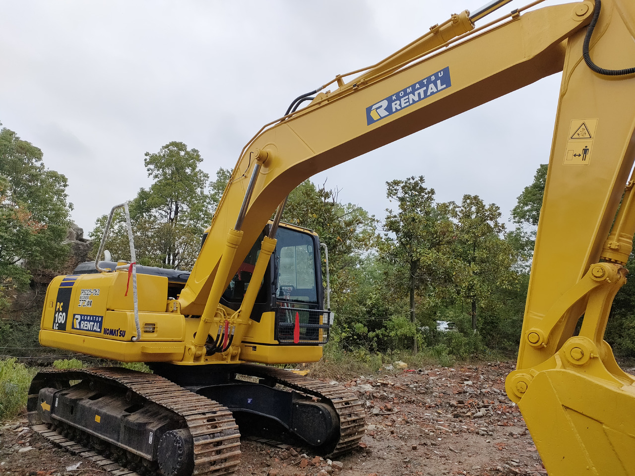 KOMATSU PC160-7 - Гусеничный экскаватор: фото 4 KOMATSU PC160-7 - Гусеничный экскаватор: фото 4