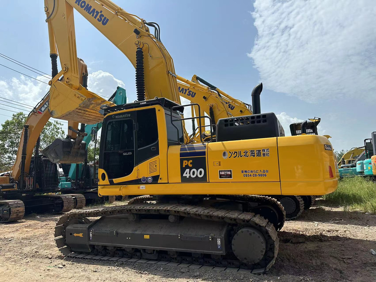 KOMATSU PC400-8 - Гусеничный экскаватор: фото 1 KOMATSU PC400-8 - Гусеничный экскаватор: фото 1