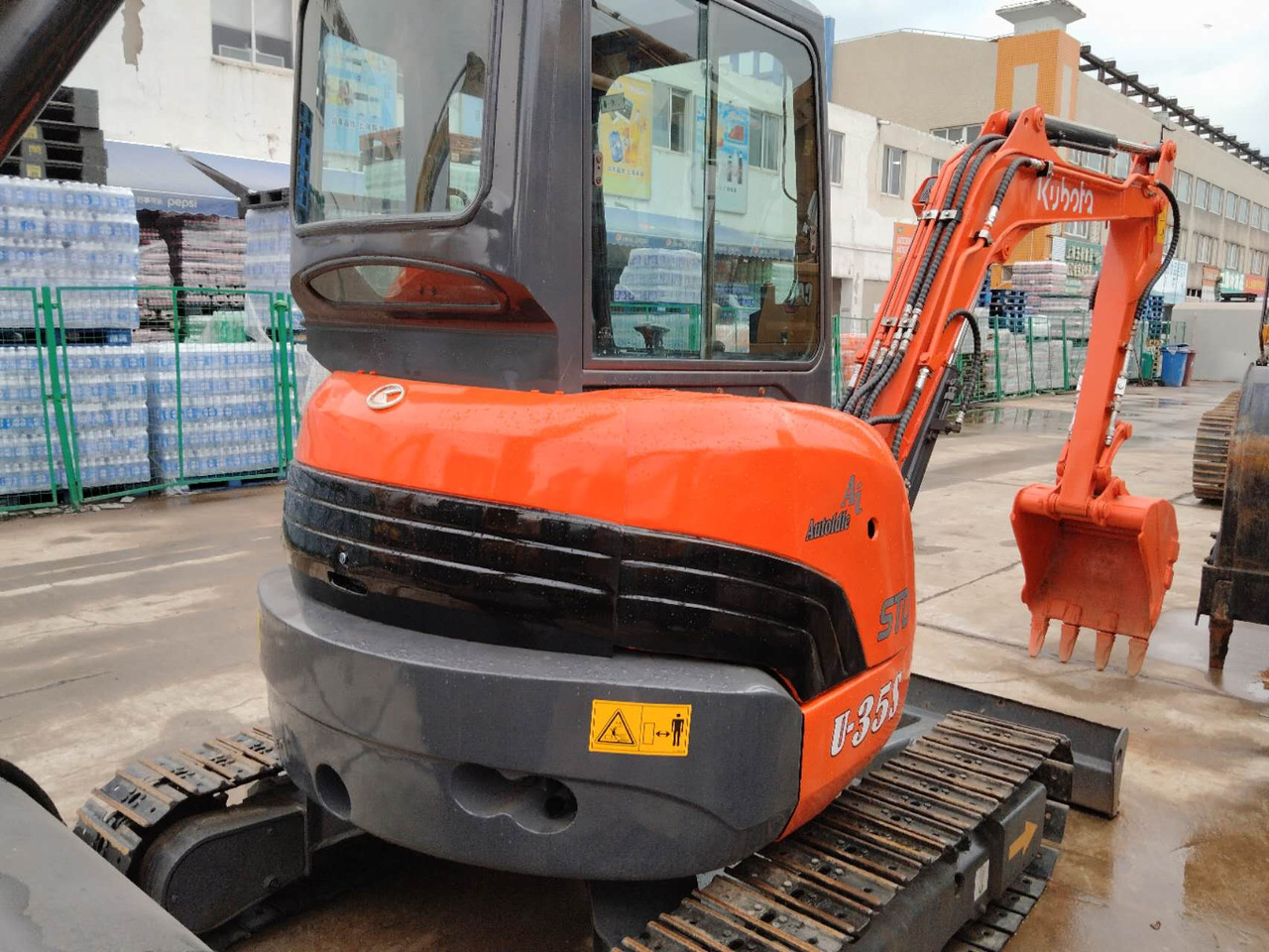 KUBOTA U35 - Мини-экскаватор: фото 4 KUBOTA U35 - Мини-экскаватор: фото 4
