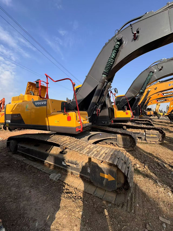 VOLVO EC250D - Гусеничный экскаватор: фото 2 VOLVO EC250D - Гусеничный экскаватор: фото 2