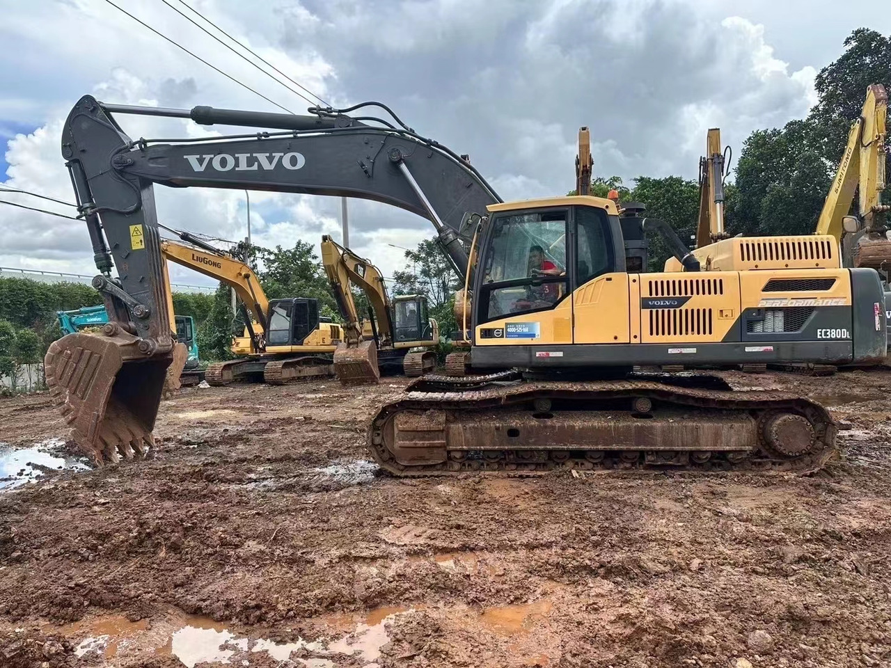 VOLVO EC380 - Гусеничный экскаватор: фото 3 VOLVO EC380 - Гусеничный экскаватор: фото 3