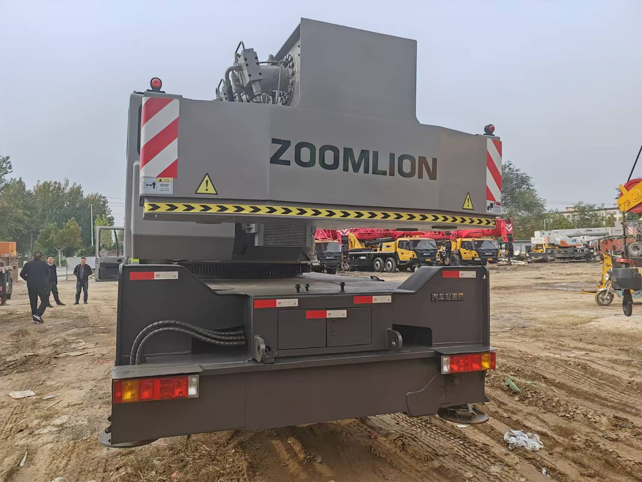 ZOOMLION ZTC350H - Мобильный кран: фото 4 ZOOMLION ZTC350H - Мобильный кран: фото 4