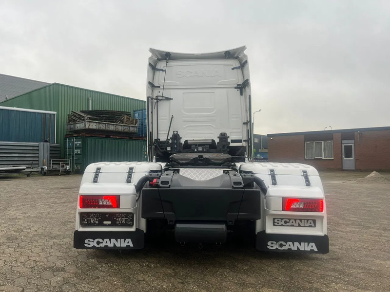 Scania R650 V8 NGS R650 6x4 в лизинг Scania R650 V8 NGS R650 6x4: фото 7 Scania R650 V8 NGS R650 6x4 в лизинг Scania R650 V8 NGS R650 6x4: фото 7