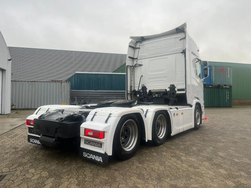 Scania R650 V8 NGS R650 6x4 в лизинг Scania R650 V8 NGS R650 6x4: фото 6 Scania R650 V8 NGS R650 6x4 в лизинг Scania R650 V8 NGS R650 6x4: фото 6