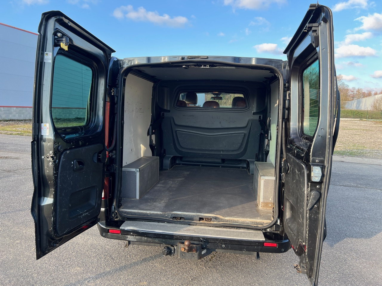 OPEL Vivaro 5 Places L2H1 Grand Confort 145ch 1.6 CDTI - Грузопассажирский фургон: фото 4 OPEL Vivaro 5 Places L2H1 Grand Confort 145ch 1.6 CDTI - Грузопассажирский фургон: фото 4