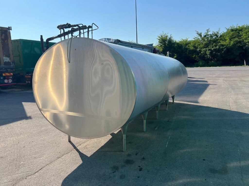 CISTERNA USATA IN ACCIAIO INOX COIBENTATA - Танк-контейнер: фото 2 CISTERNA USATA IN ACCIAIO INOX COIBENTATA - Танк-контейнер: фото 2