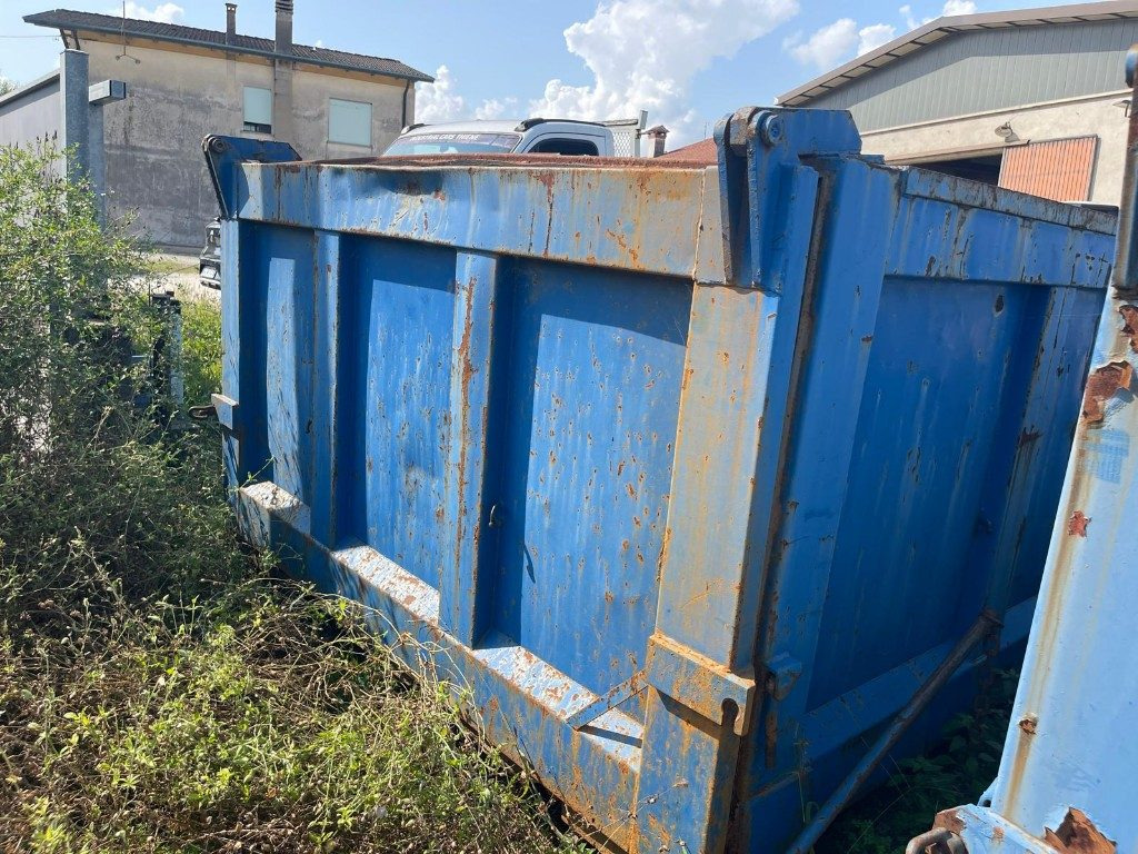 CONTAINER SCARRABILE USATO A CIELO APERTO - Контейнер для мультилифта: фото 2 CONTAINER SCARRABILE USATO A CIELO APERTO - Контейнер для мультилифта: фото 2