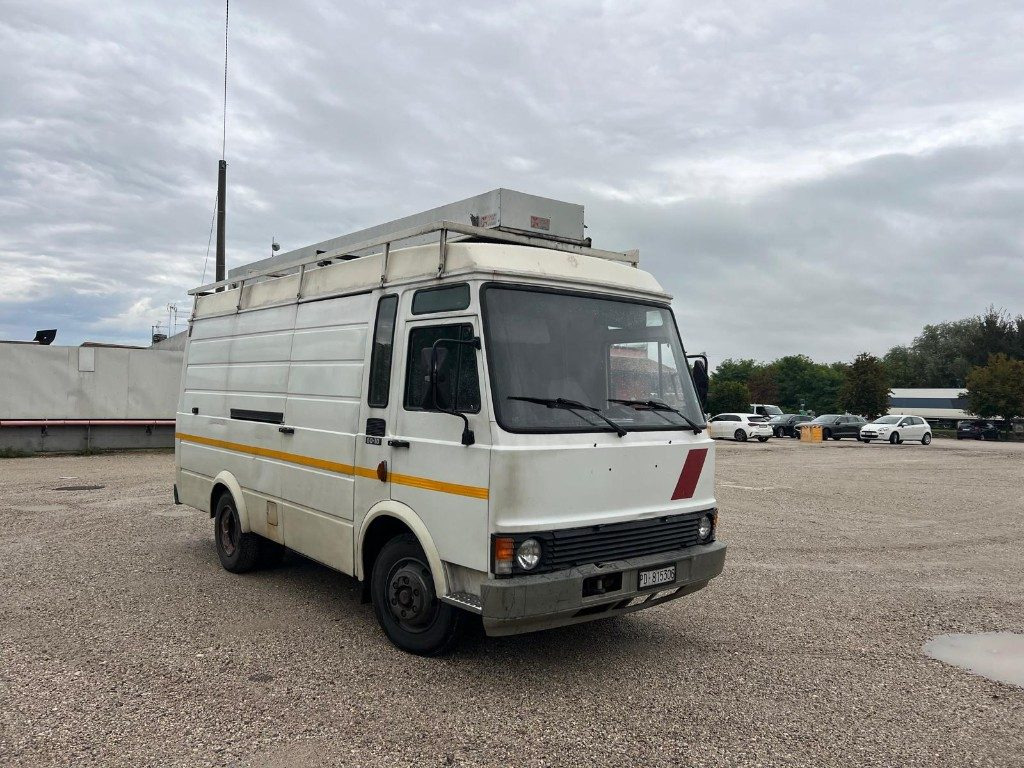FIAT 60 10 - Цельнометаллический фургон: фото 2 FIAT 60 10 - Цельнометаллический фургон: фото 2
