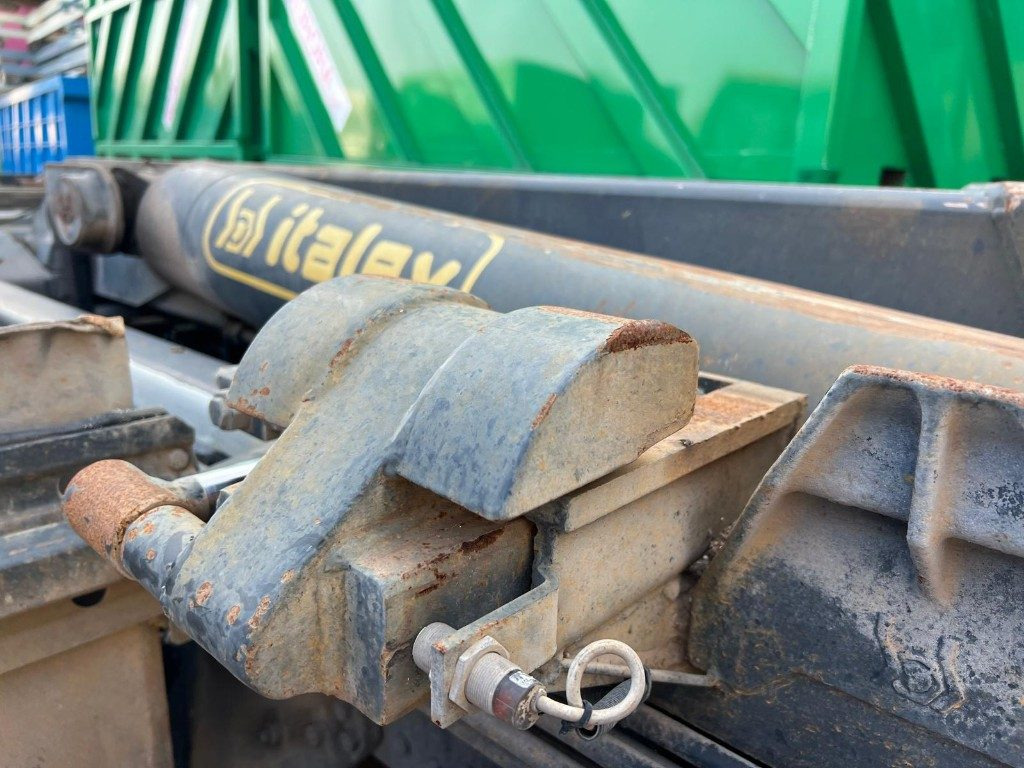 SCANIA R480 USATO SCARRABILE 6X2 - Крюковой мультилифт: фото 4 SCANIA R480 USATO SCARRABILE 6X2 - Крюковой мультилифт: фото 4