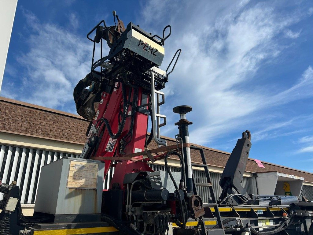 TECNOKAR SEMIRIMORCHIO TECNOKAR SCARRABILE CON GRU - Полуприцеп-контейнеровоз/ Сменный кузов: фото 5 TECNOKAR SEMIRIMORCHIO TECNOKAR SCARRABILE CON GRU - Полуприцеп-контейнеровоз/ Сменный кузов: фото 5