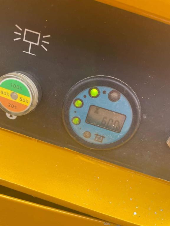 Haulotte COMPACT 12 - Ножничный подъемник: фото 5 Haulotte COMPACT 12 - Ножничный подъемник: фото 5