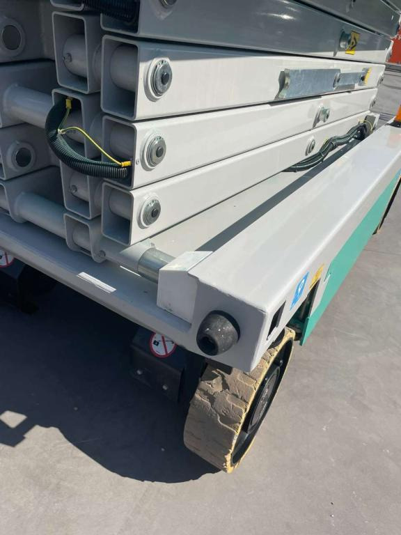 Imer IT12122 - Ножничный подъемник: фото 5 Imer IT12122 - Ножничный подъемник: фото 5