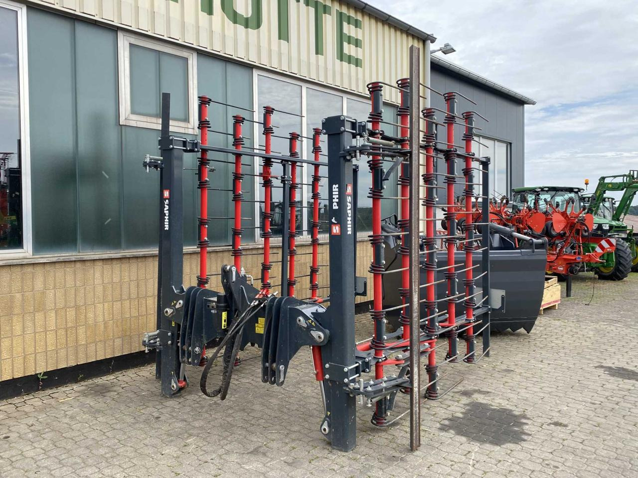 Saphir ClearStar 600 - Борона пружинная: фото 5 Saphir ClearStar 600 - Борона пружинная: фото 5