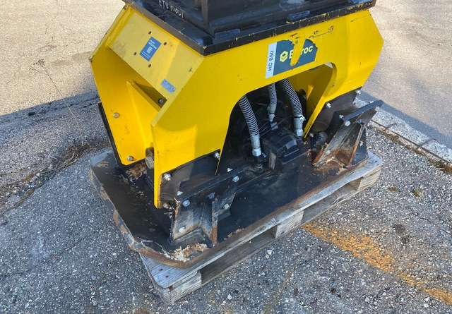 Atlas Copco HC 850 - Виброплита, Навесное оборудование: фото 2 Atlas Copco HC 850 - Виброплита, Навесное оборудование: фото 2