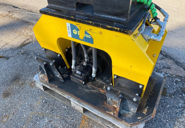Atlas Copco HC 850 - Виброплита, Навесное оборудование: фото 3 Atlas Copco HC 850 - Виброплита, Навесное оборудование: фото 3