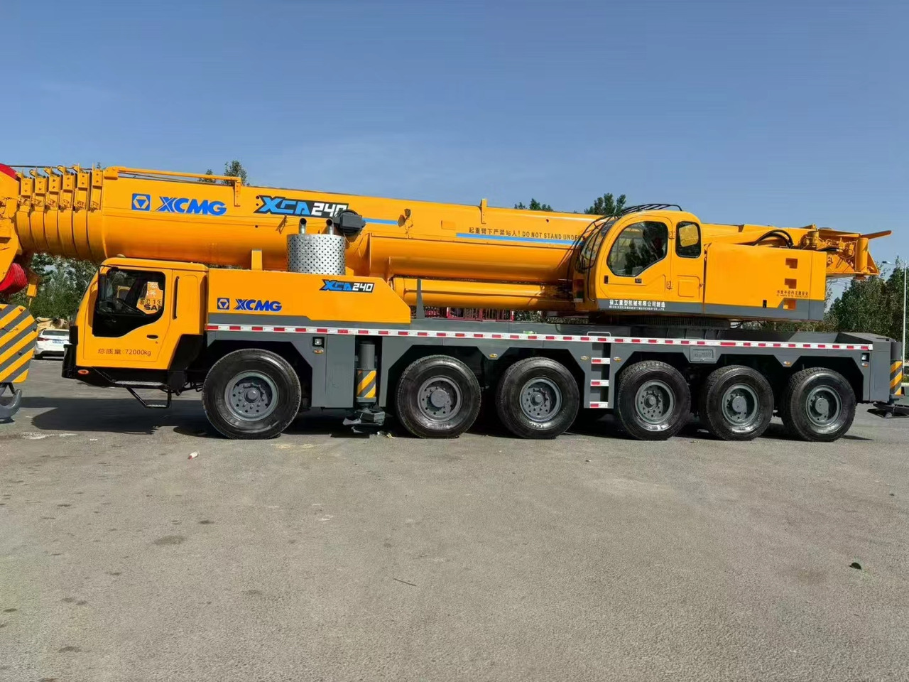 XCMG QAY240 XCT240 XCA240 QY240K 240 ton 250 ton 300 ton 260 ton 200 ton 220 ton crane - Вседорожный кран: фото 1 XCMG QAY240 XCT240 XCA240 QY240K 240 ton 250 ton 300 ton 260 ton 200 ton 220 ton crane - Вседорожный кран: фото 1