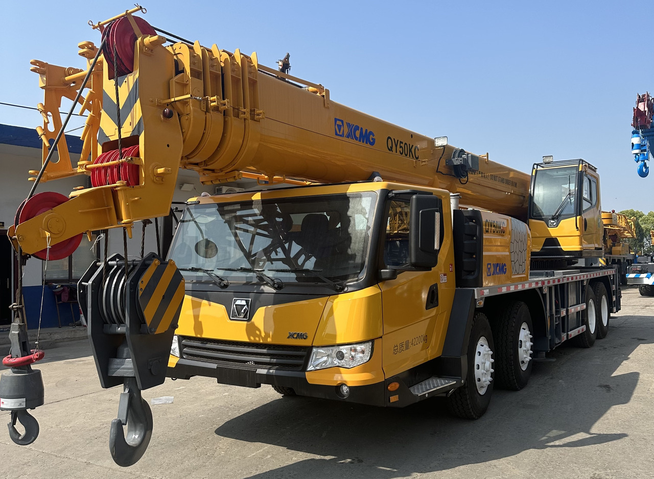 XCMG QY50KC 50 Ton 55ton 70t 100t 130t 160t 200t 240t 300t truck crane - Мобильный кран: фото 2 XCMG QY50KC 50 Ton 55ton 70t 100t 130t 160t 200t 240t 300t truck crane - Мобильный кран: фото 2