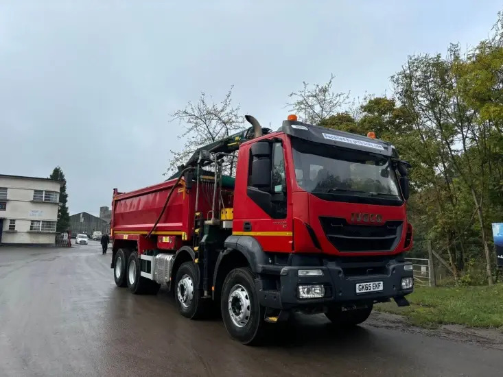 Iveco Trakker - Самосвал: фото 3 Iveco Trakker - Самосвал: фото 3