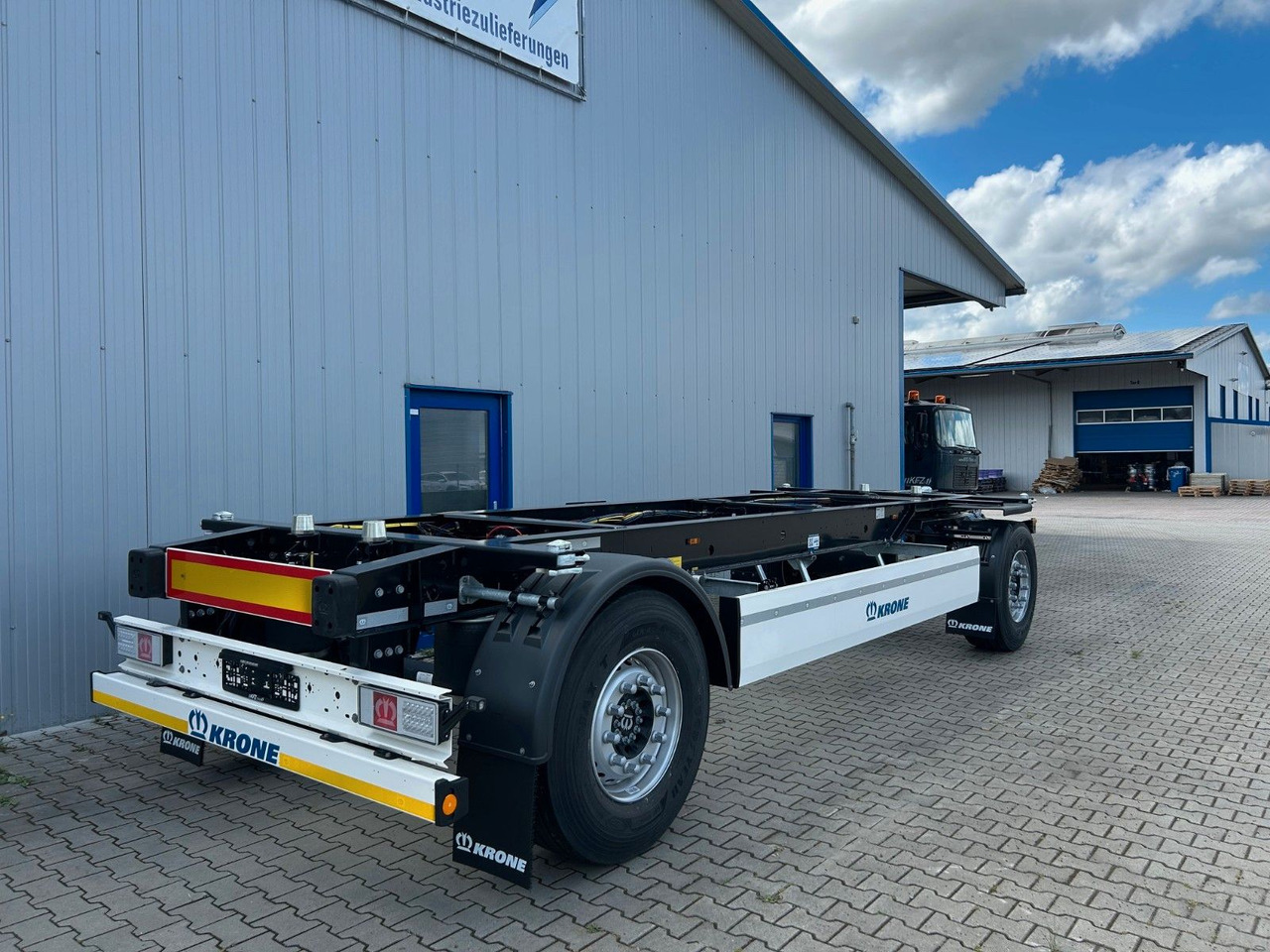 Krone AZW 18 eL3B9 22,5" BDF Box Carrier Neufahrzeug - Прицеп-контейнеровоз/ Сменный кузов: фото 3 Krone AZW 18 eL3B9 22,5" BDF Box Carrier Neufahrzeug - Прицеп-контейнеровоз/ Сменный кузов: фото 3