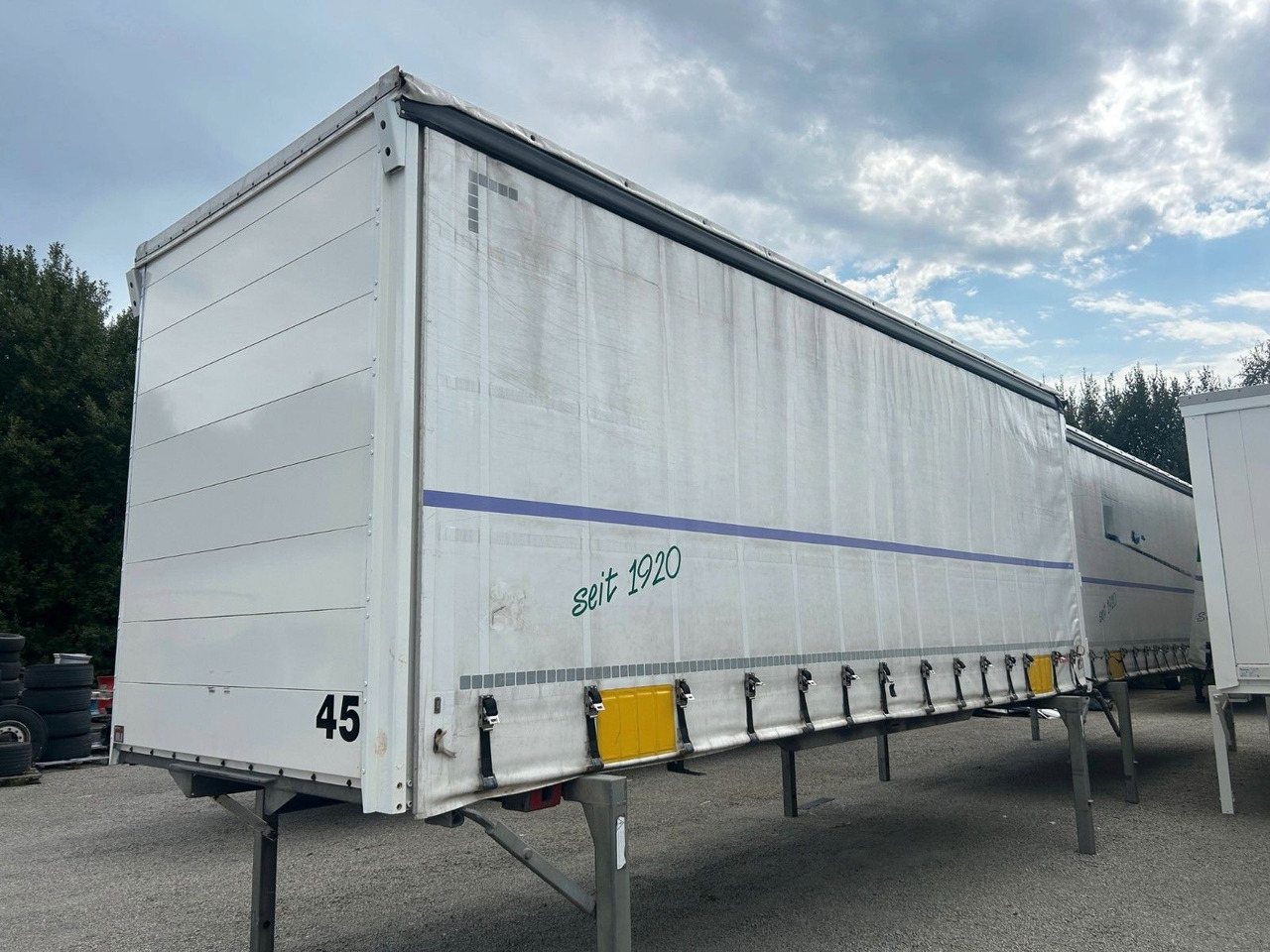 Wecon 4x Wechselpritschen Schiebeplane/Bordwand WP745S - Тентованный кузов: фото 1 Wecon 4x Wechselpritschen Schiebeplane/Bordwand WP745S - Тентованный кузов: фото 1