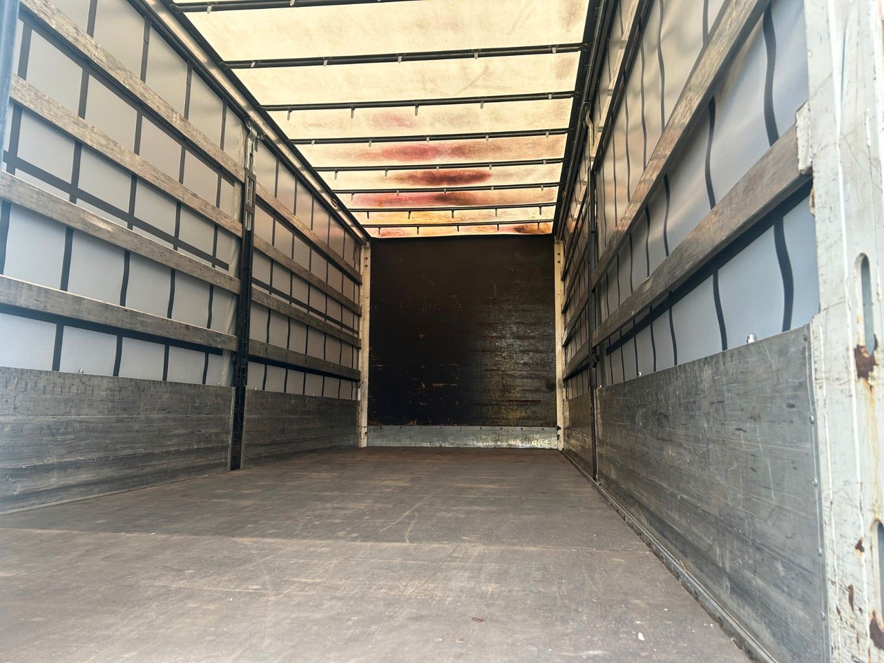 Wecon 6x Wechselpritschen Schiebeplane/Bordwand WP745S - Тентованный кузов: фото 2 Wecon 6x Wechselpritschen Schiebeplane/Bordwand WP745S - Тентованный кузов: фото 2